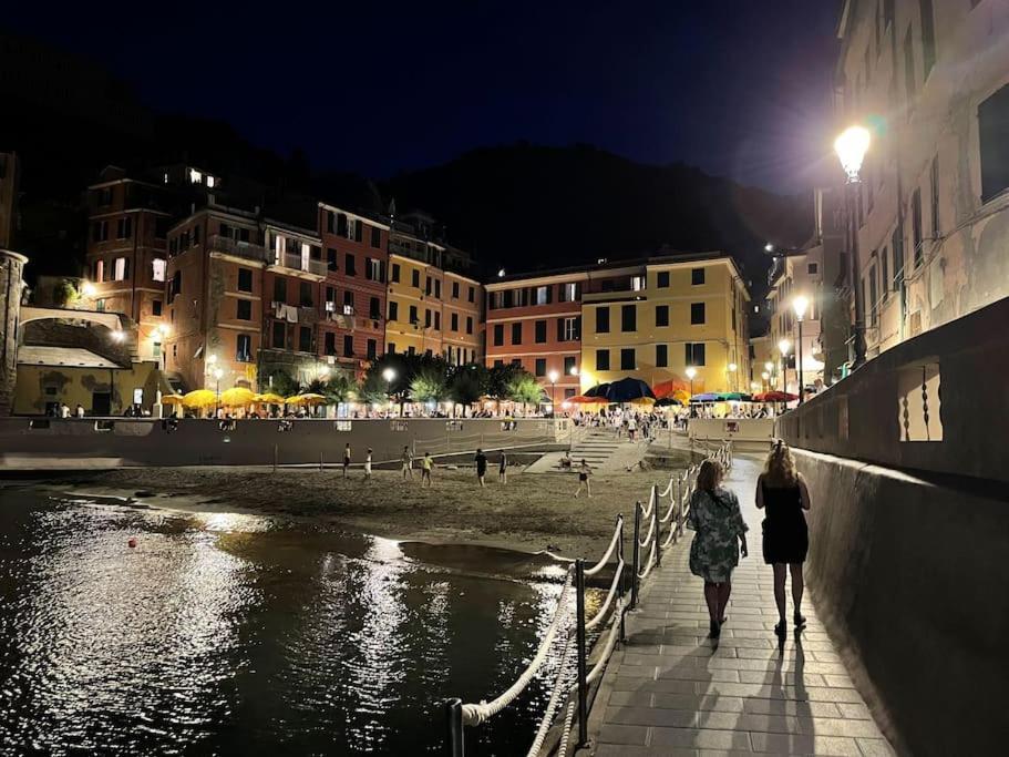 Appartement Il Mare Alla Finestra à Vernazza Extérieur photo